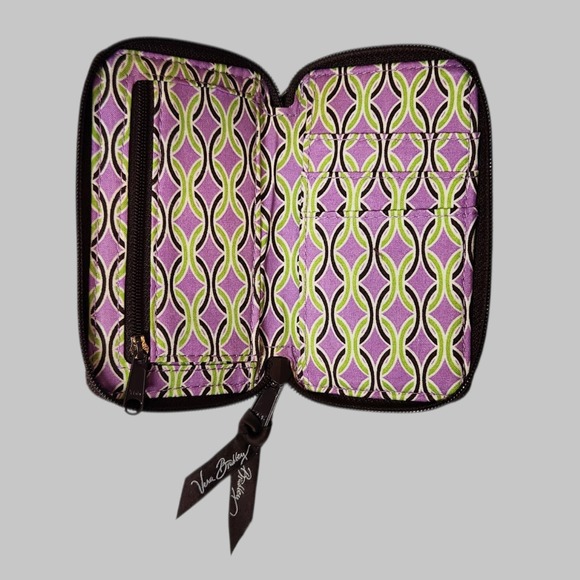 Vera Bradley All in One ID Wristlet Zip Wallet Retired Purple Punch 5.5 x 3.5 - Picture 3 of 3